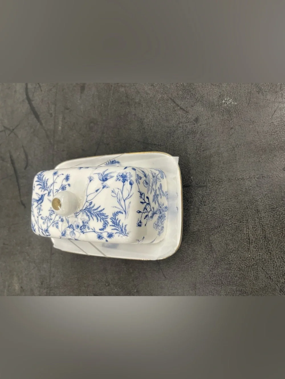 Grace Teaware blue and white floral design covered butter dish - brand new! - Picture 3 of 5